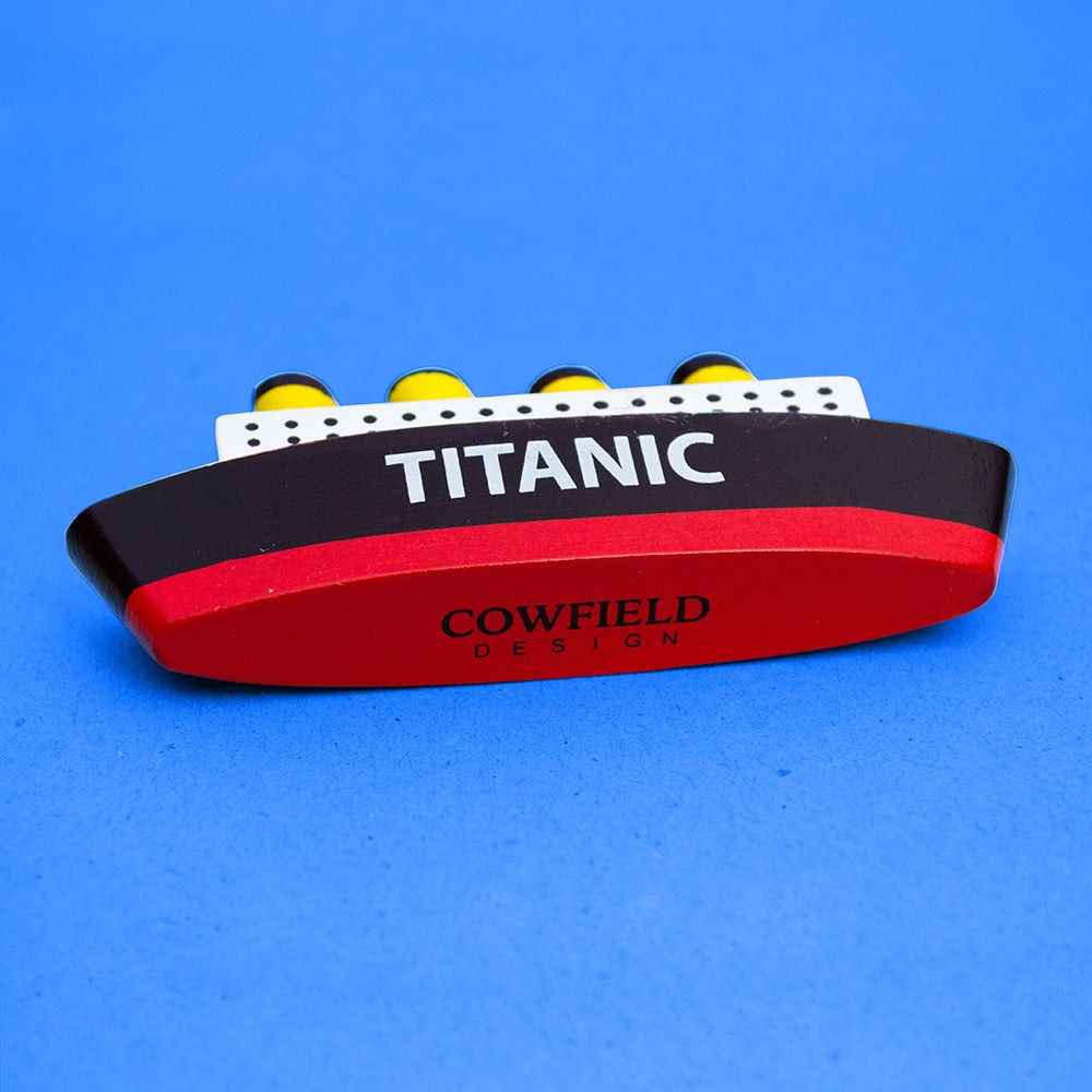 Mini Titanic Model