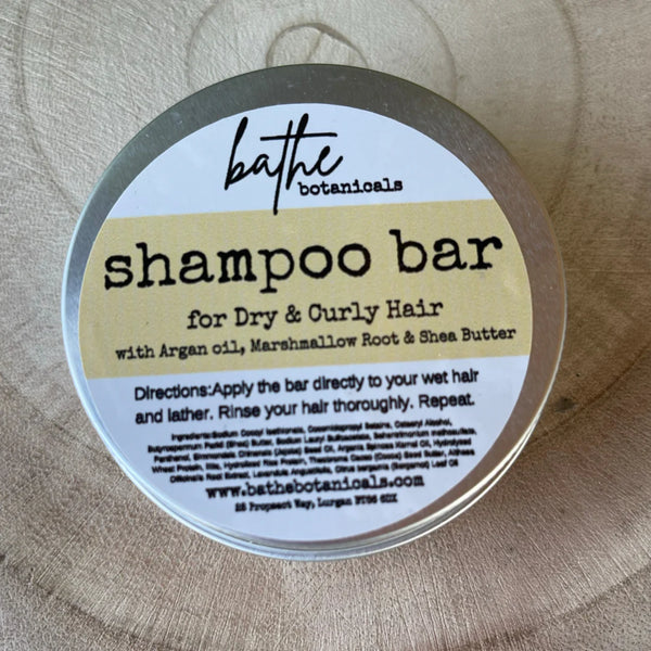 Shampoo bar in tin