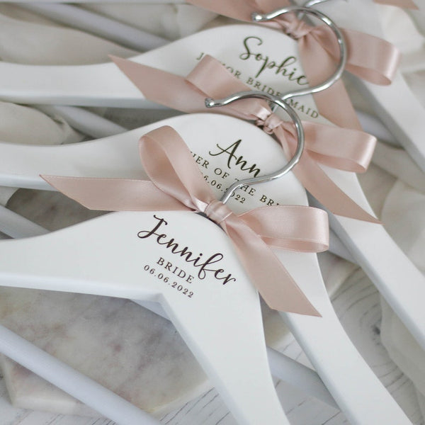 Bride / Groom Hanger